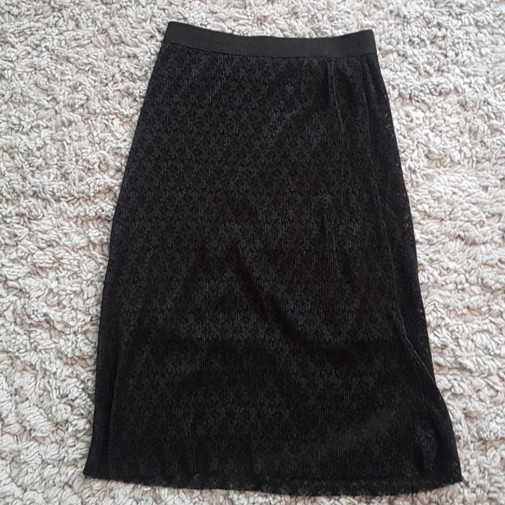 Flirty and Flattering Lace Skirt - Fully Lined!